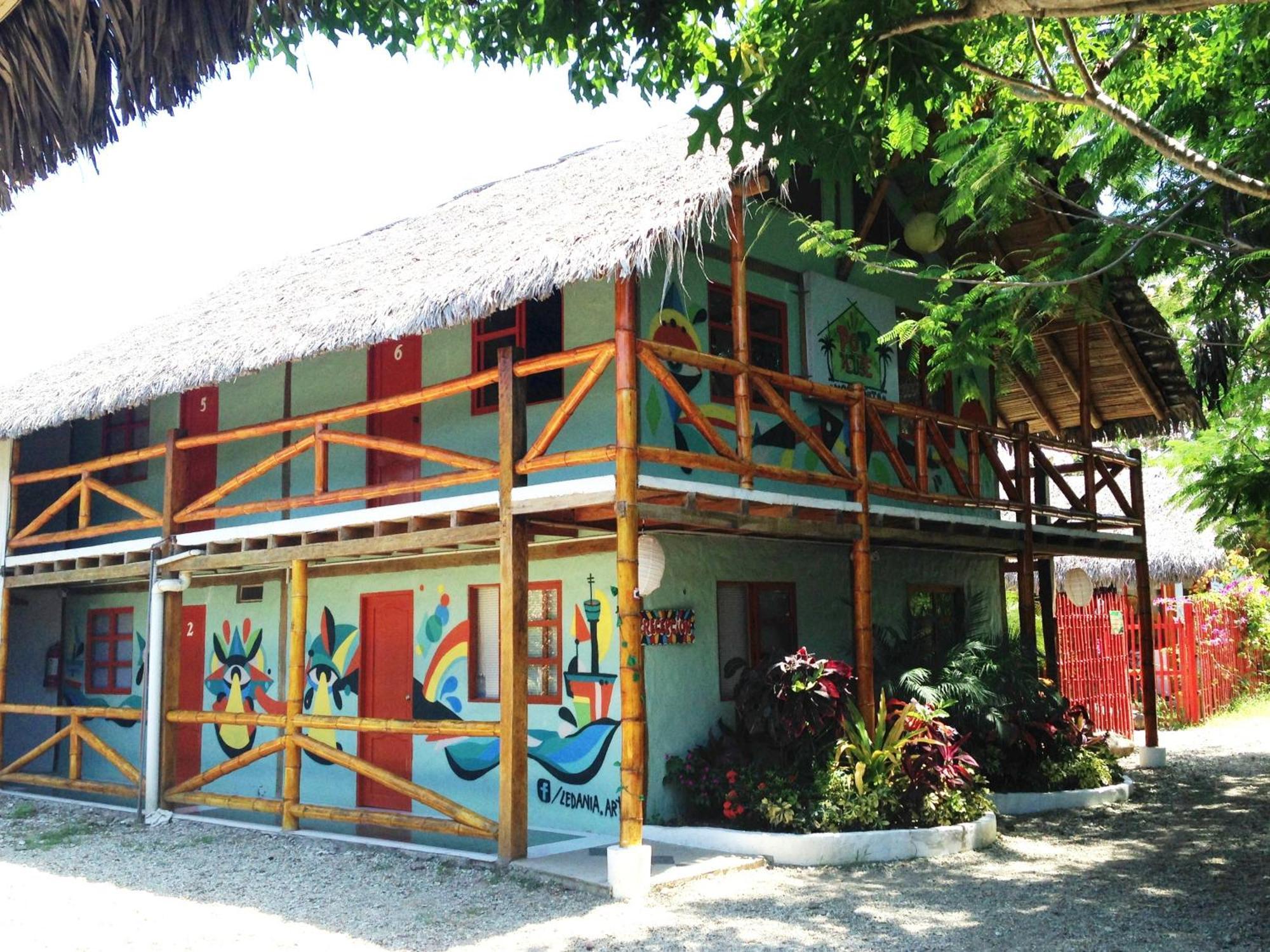 ホテル Pop House Montañita エクステリア 写真